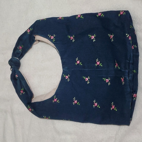 70s Dark Blue Denim Tote w/Embroidered Pink Flowers-Pink Fabric Liner-Velcro-EC - Picture 2 of 13